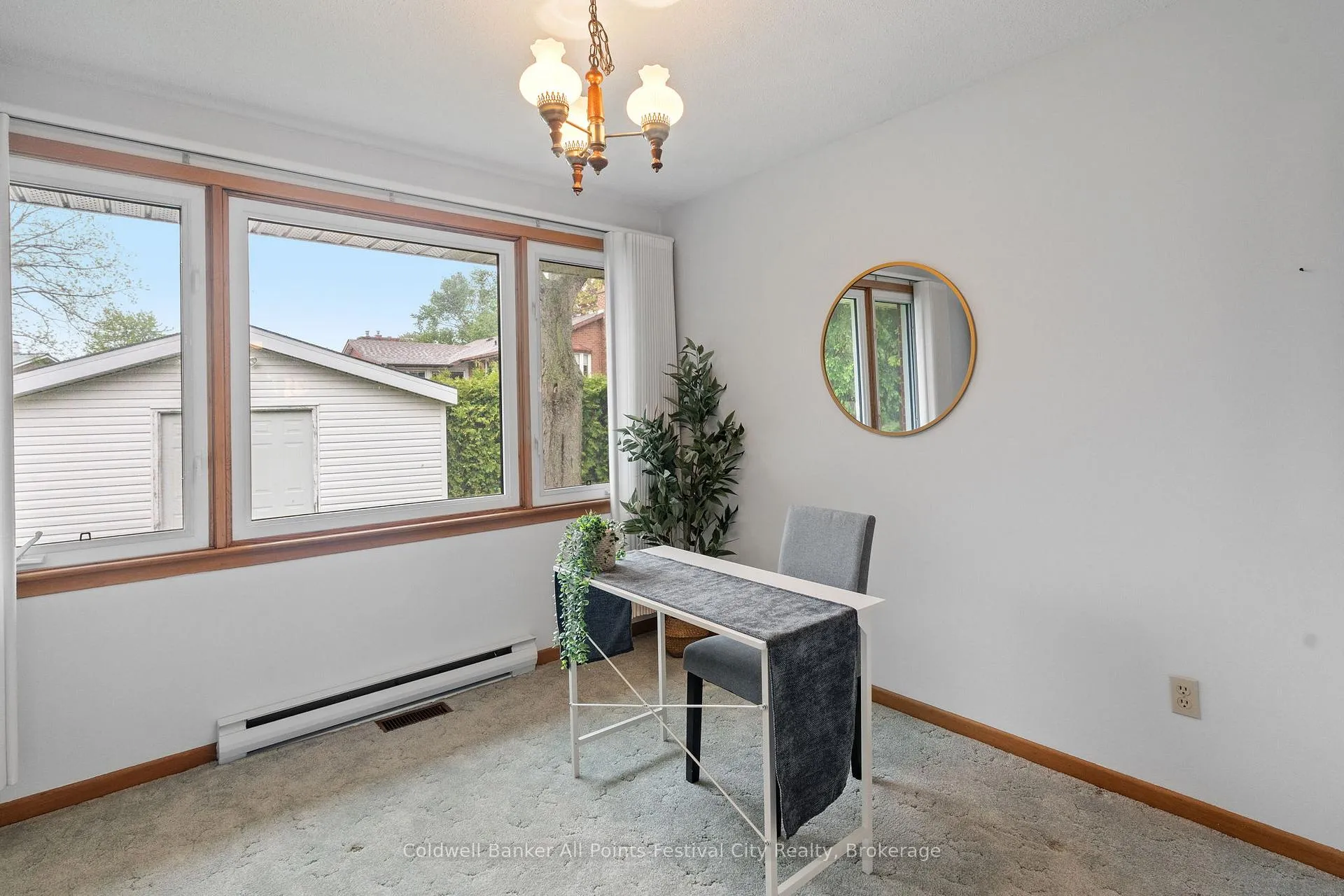 Photo 14 of 4 Suncoast Drive W, Goderich, Goderich (Town) — HOMEH