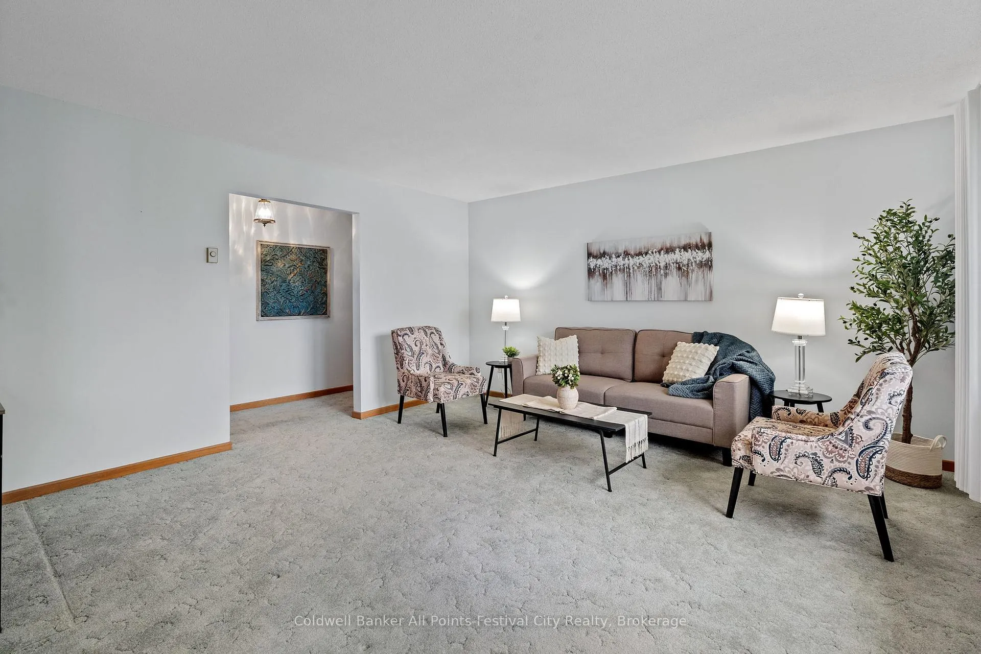 Photo 18 of 4 Suncoast Drive W, Goderich, Goderich (Town) — HOMEH