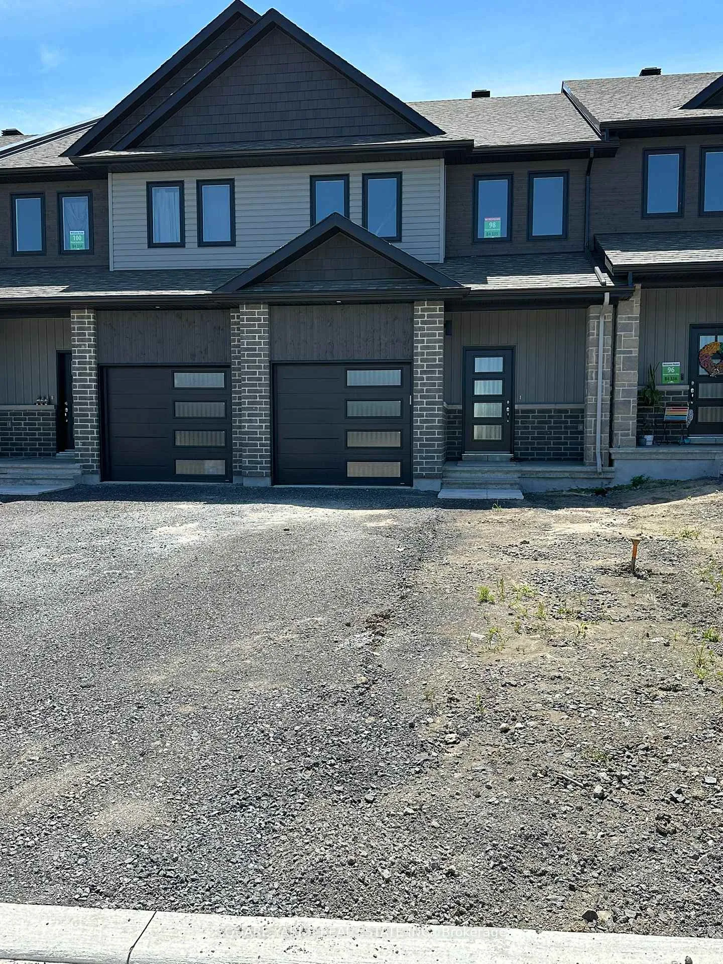 Front of 98 MORGAN CLOUTHIER Way N
