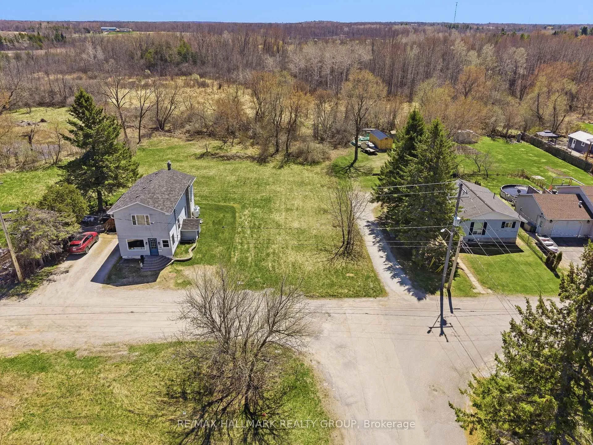 Photo of 32 Brock Street N