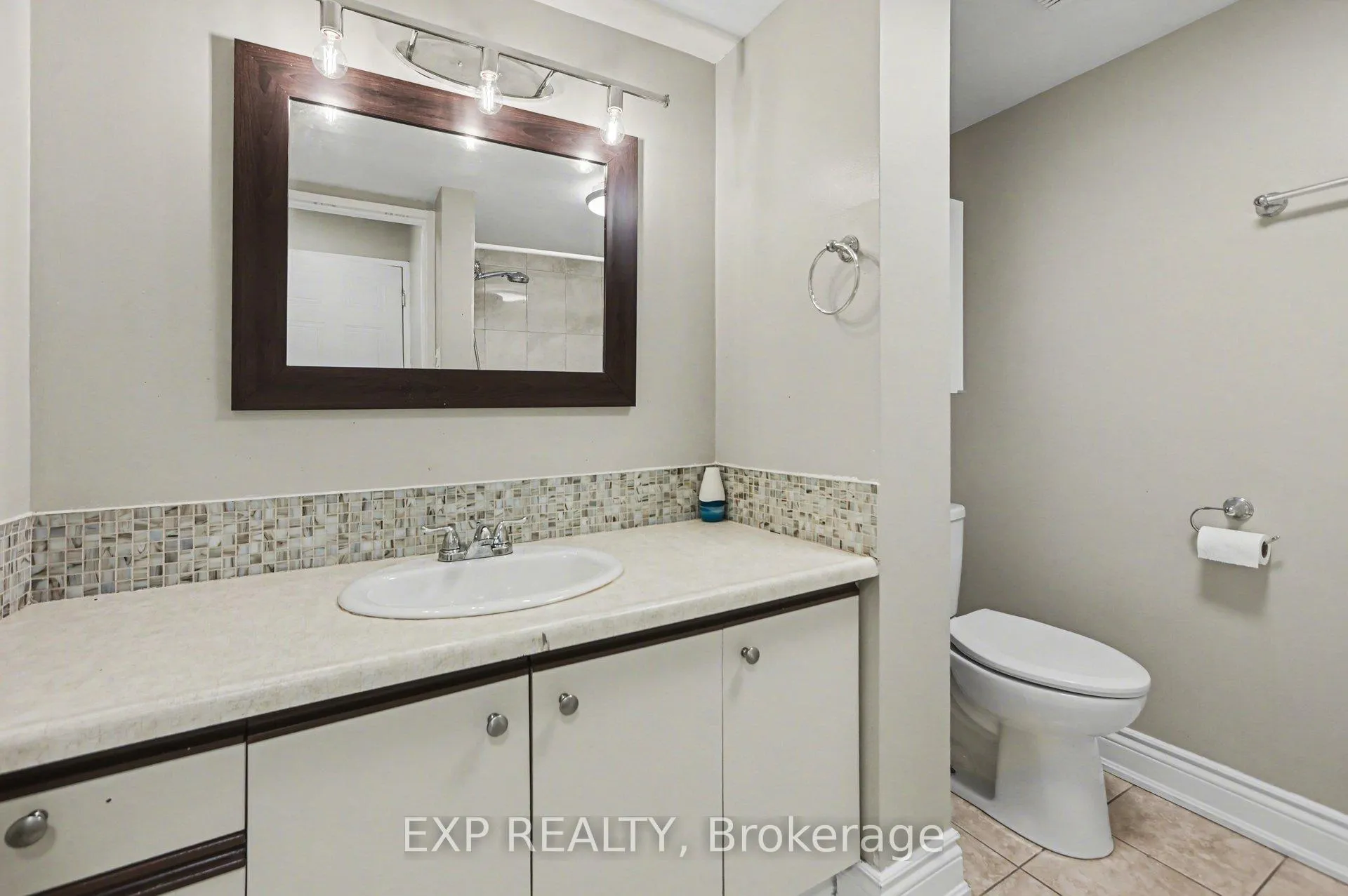 Photo 12 of Unit 404, 80 Sandcastle Drive, Ottawa, Leslie Park — HOMEH