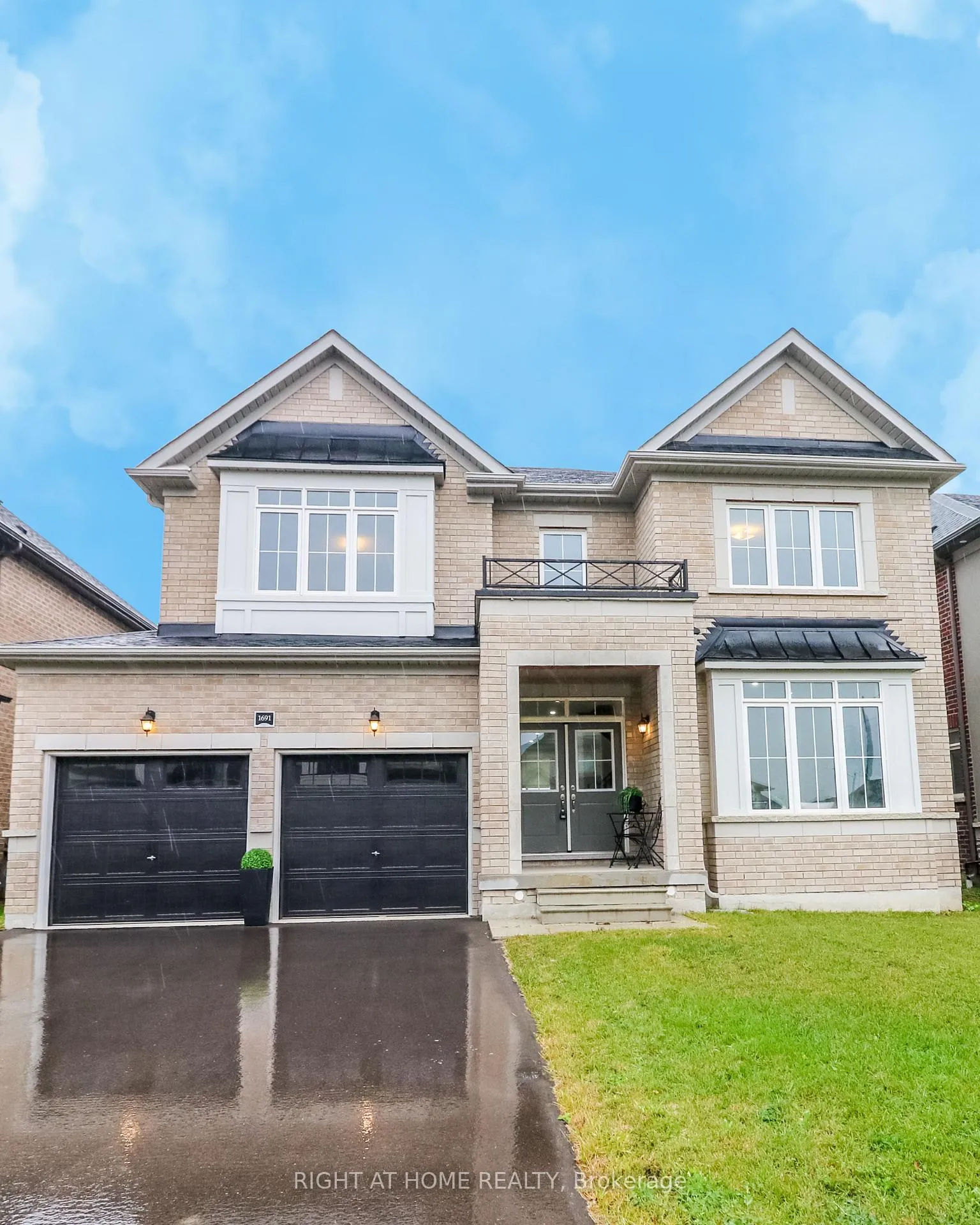 Photo 1 of 1691 Corsal Court, Innisfil, Rural Innisfil — HOMEH