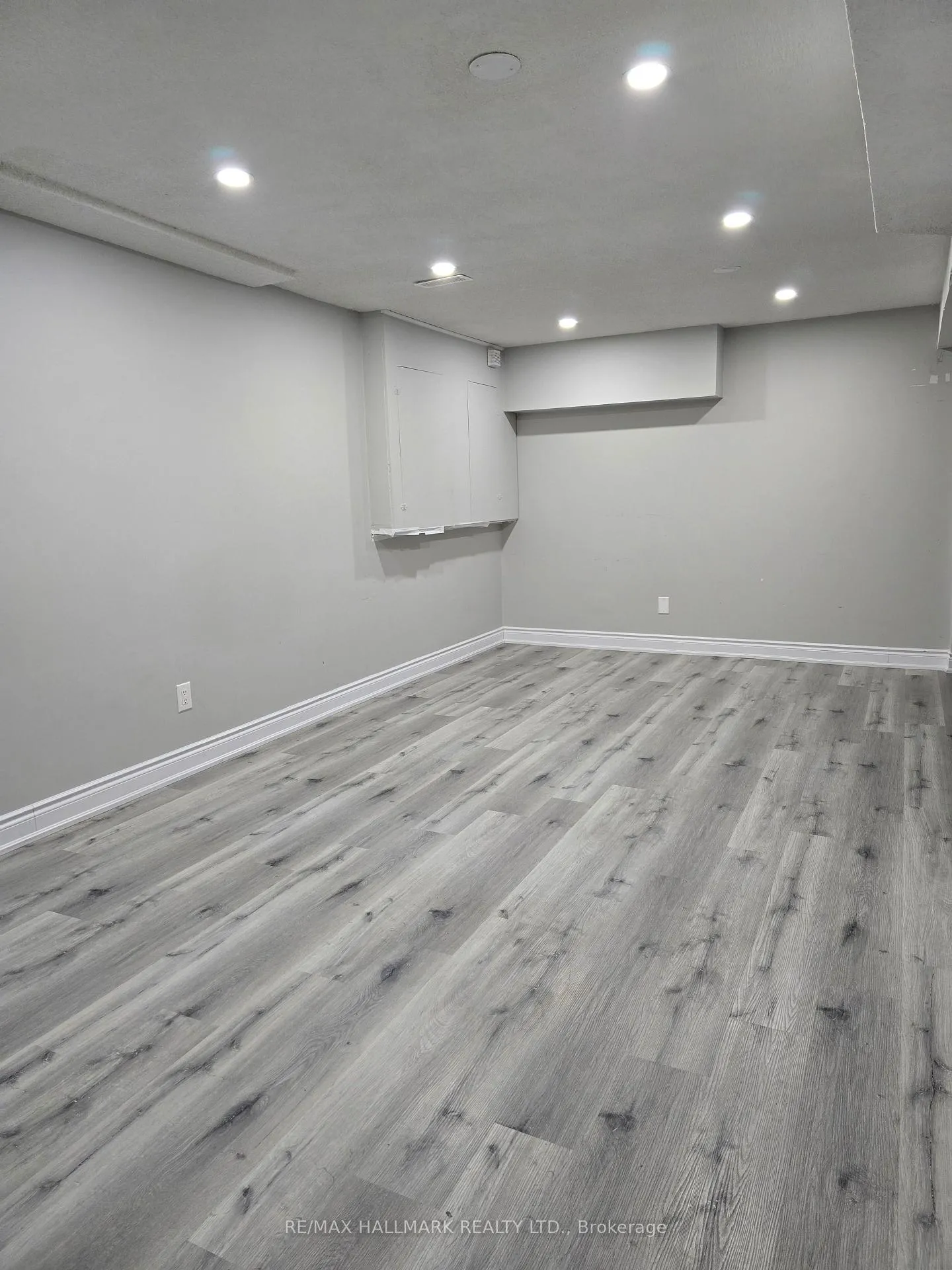 Photo 5 of 31 Sheepberry Terrace, Brampton, Fletcher's Meadow — HOMEH