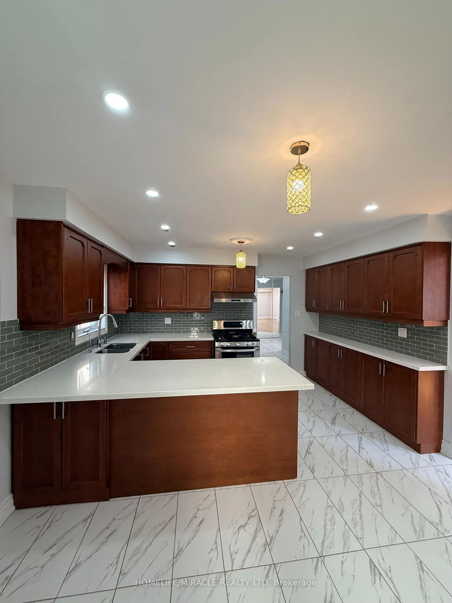 Photo 16 of 2274 Chapman Court, Pickering, Brock Ridge — HOMEH