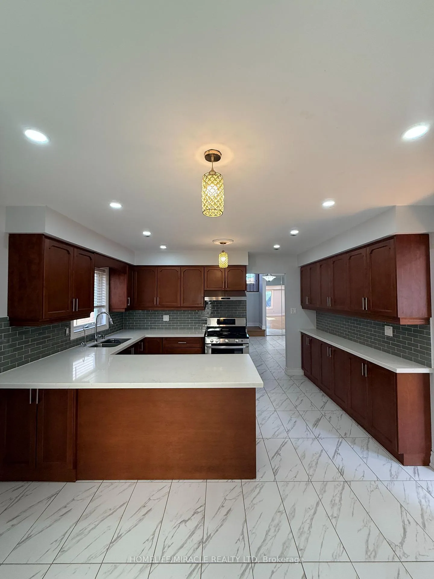 Photo 17 of 2274 Chapman Court, Pickering, Brock Ridge — HOMEH
