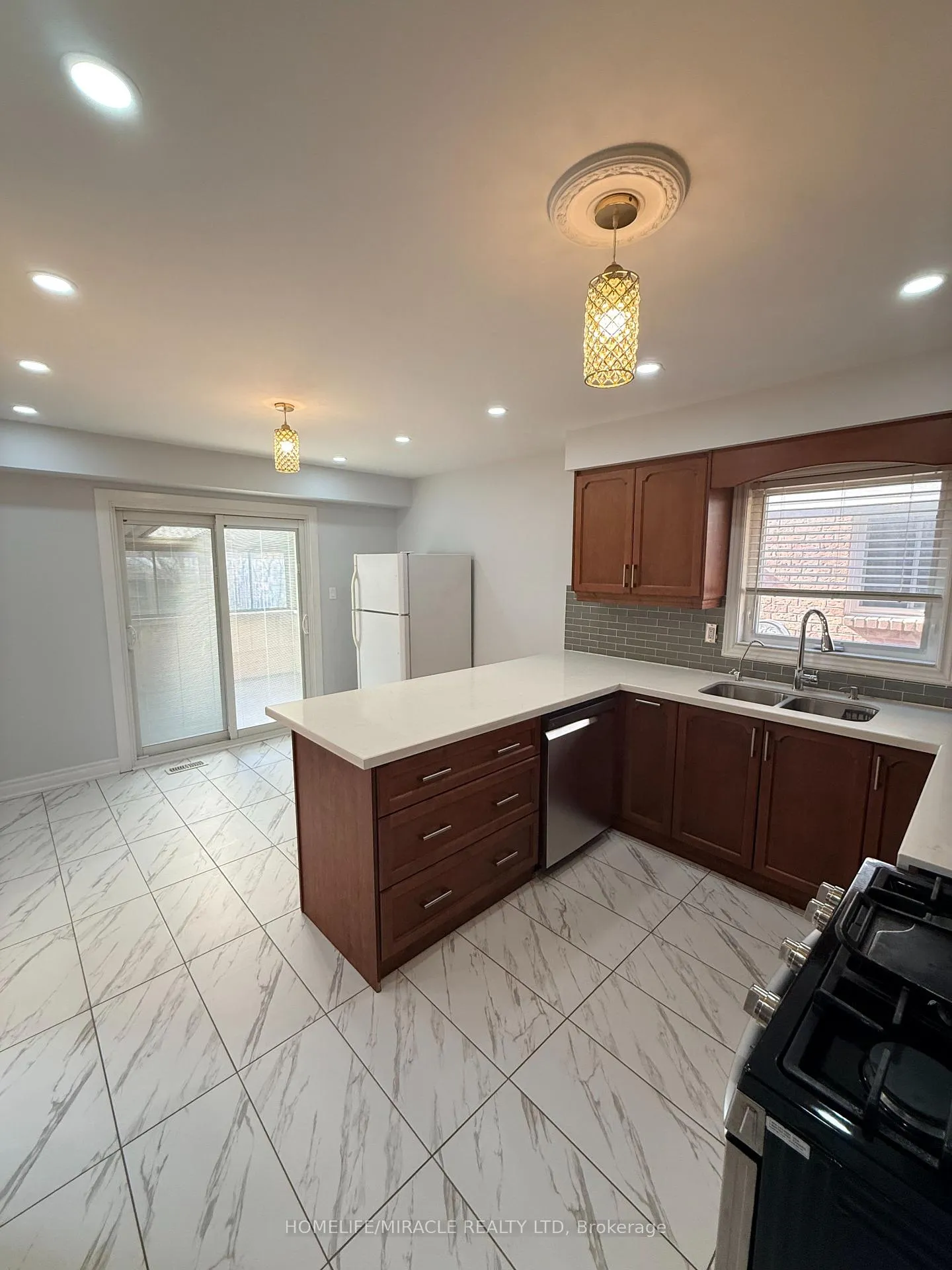 Photo 20 of 2274 Chapman Court, Pickering, Brock Ridge — HOMEH