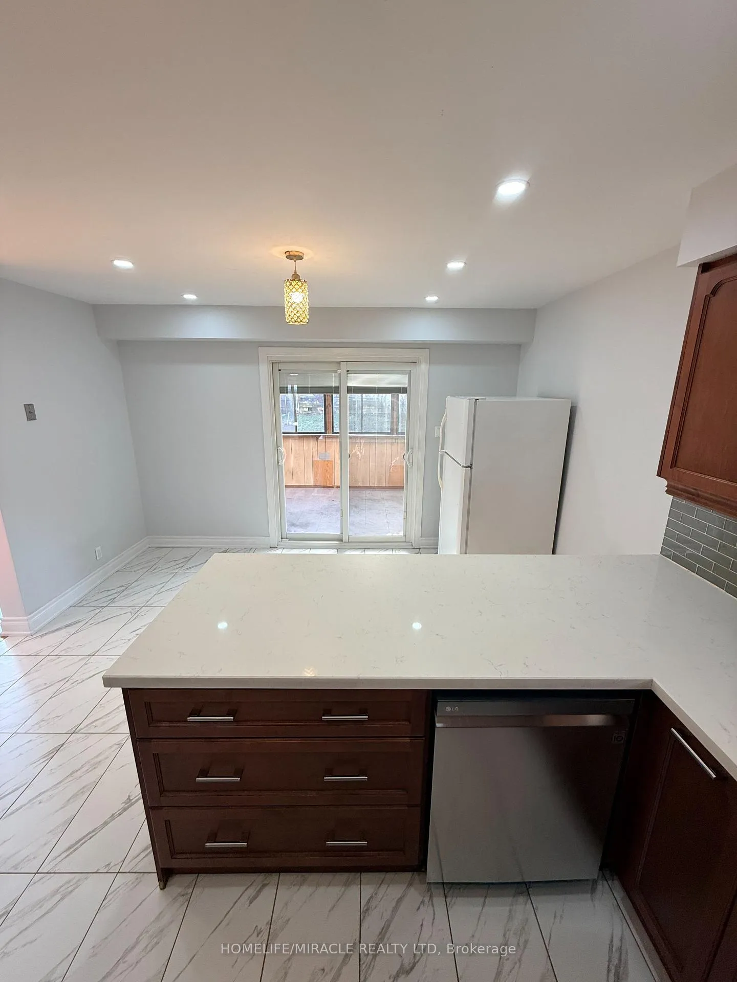 Photo 24 of 2274 Chapman Court, Pickering, Brock Ridge — HOMEH