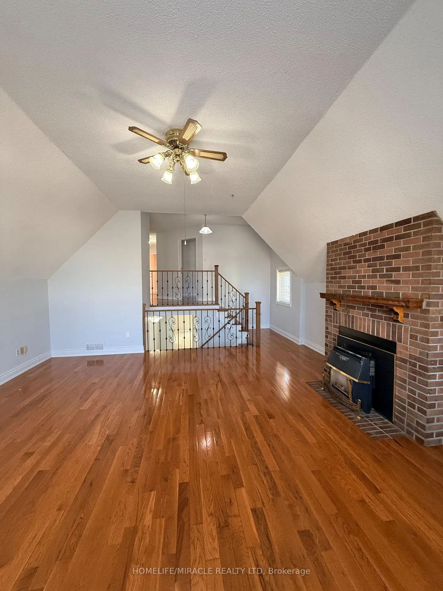 Photo 30 of 2274 Chapman Court, Pickering, Brock Ridge — HOMEH