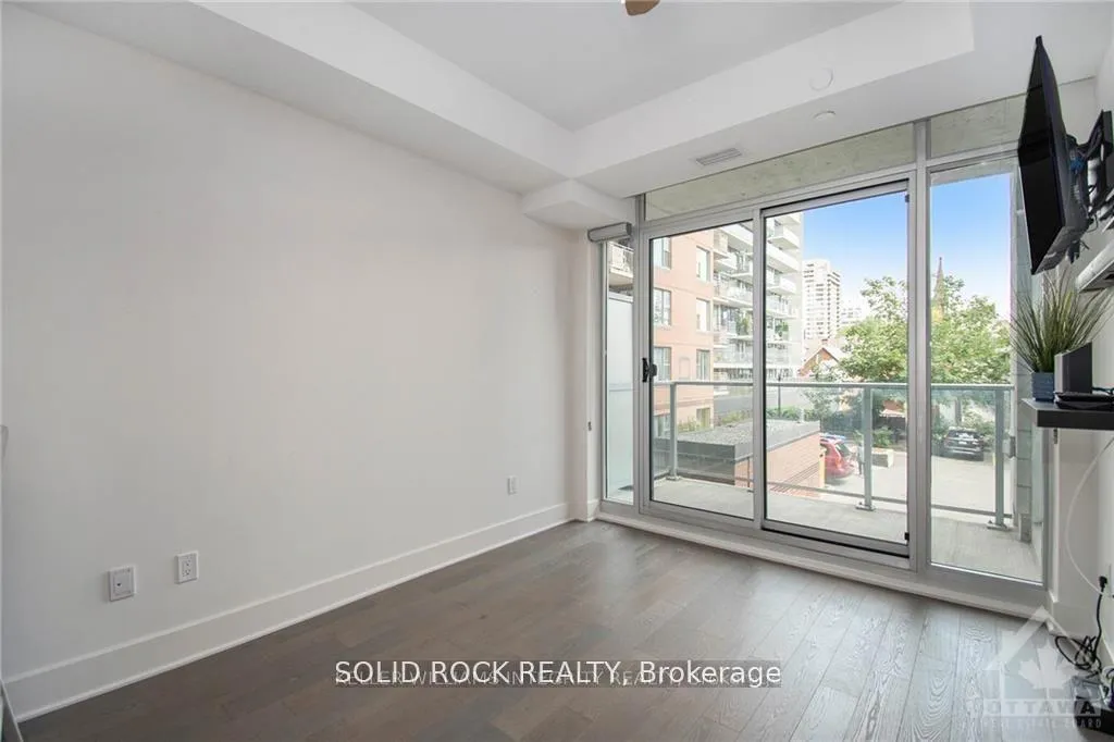 Photo 9 of Unit 213, 255 Bay Street, Ottawa, Ottawa Centre — HOMEH