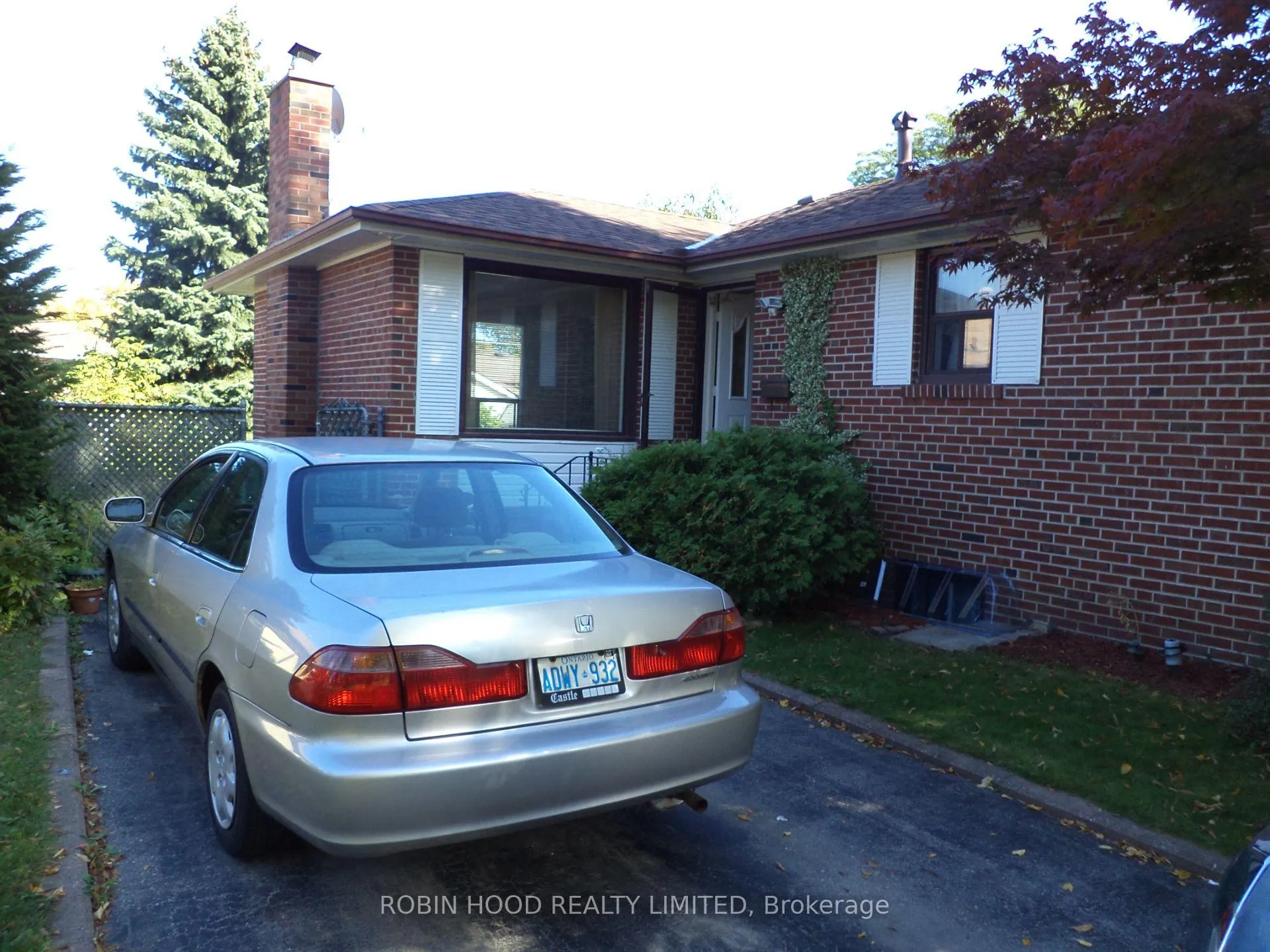 Photo 2 of 238 Thistle Down Boulevard, Etobicoke, Thistletown-Beaumonde Heights — HOMEH