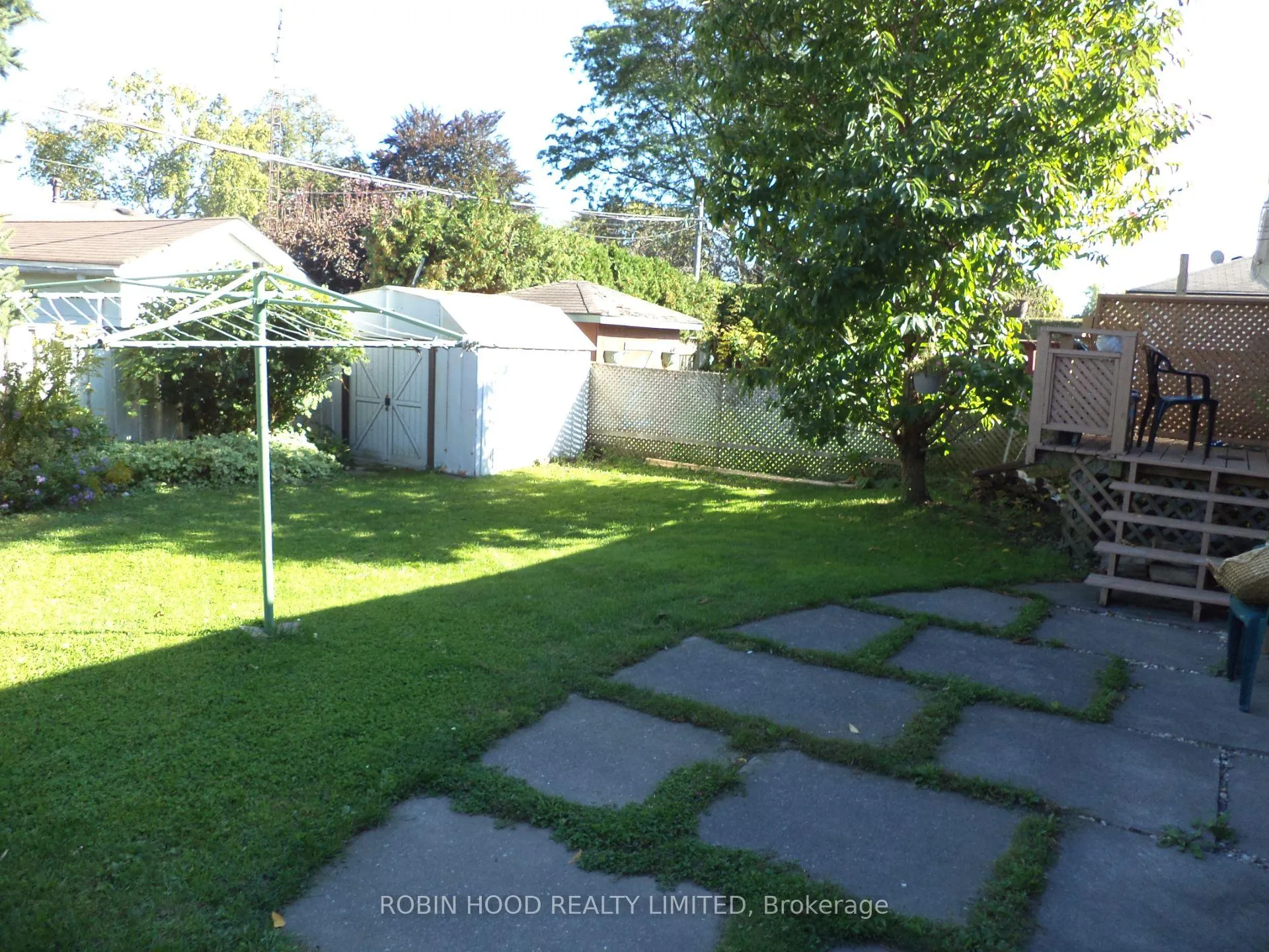 Photo 4 of 238 Thistle Down Boulevard, Etobicoke, Thistletown-Beaumonde Heights — HOMEH