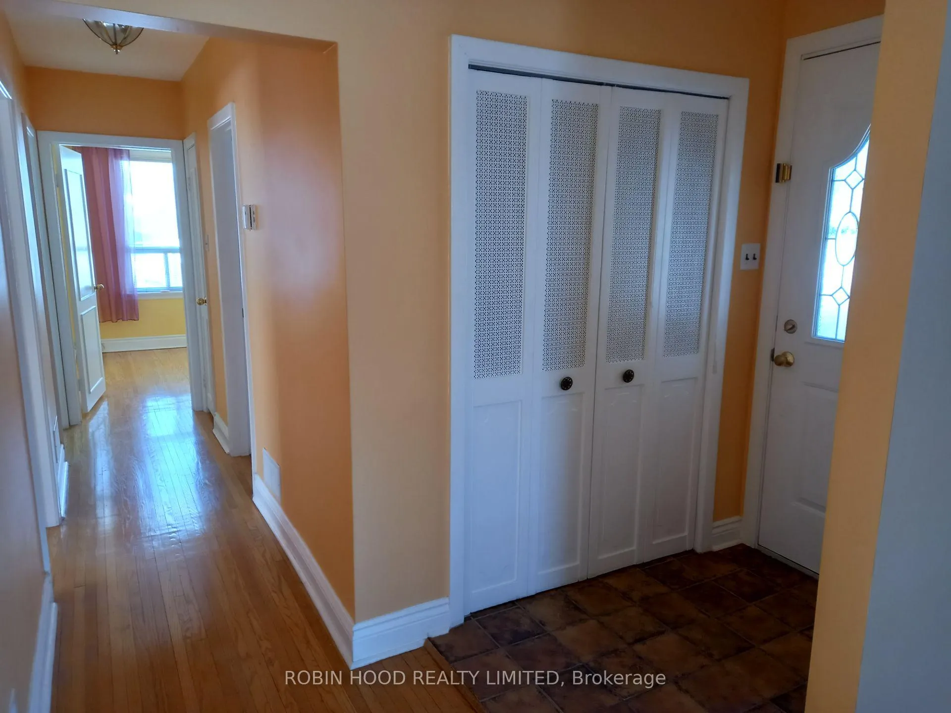 Photo 6 of 238 Thistle Down Boulevard, Etobicoke, Thistletown-Beaumonde Heights — HOMEH