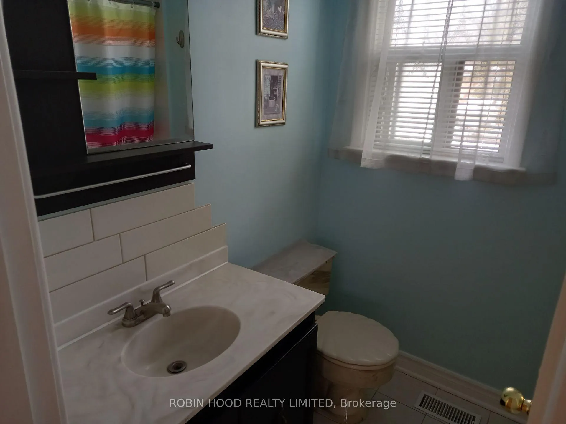 Photo 12 of 238 Thistle Down Boulevard, Etobicoke, Thistletown-Beaumonde Heights — HOMEH