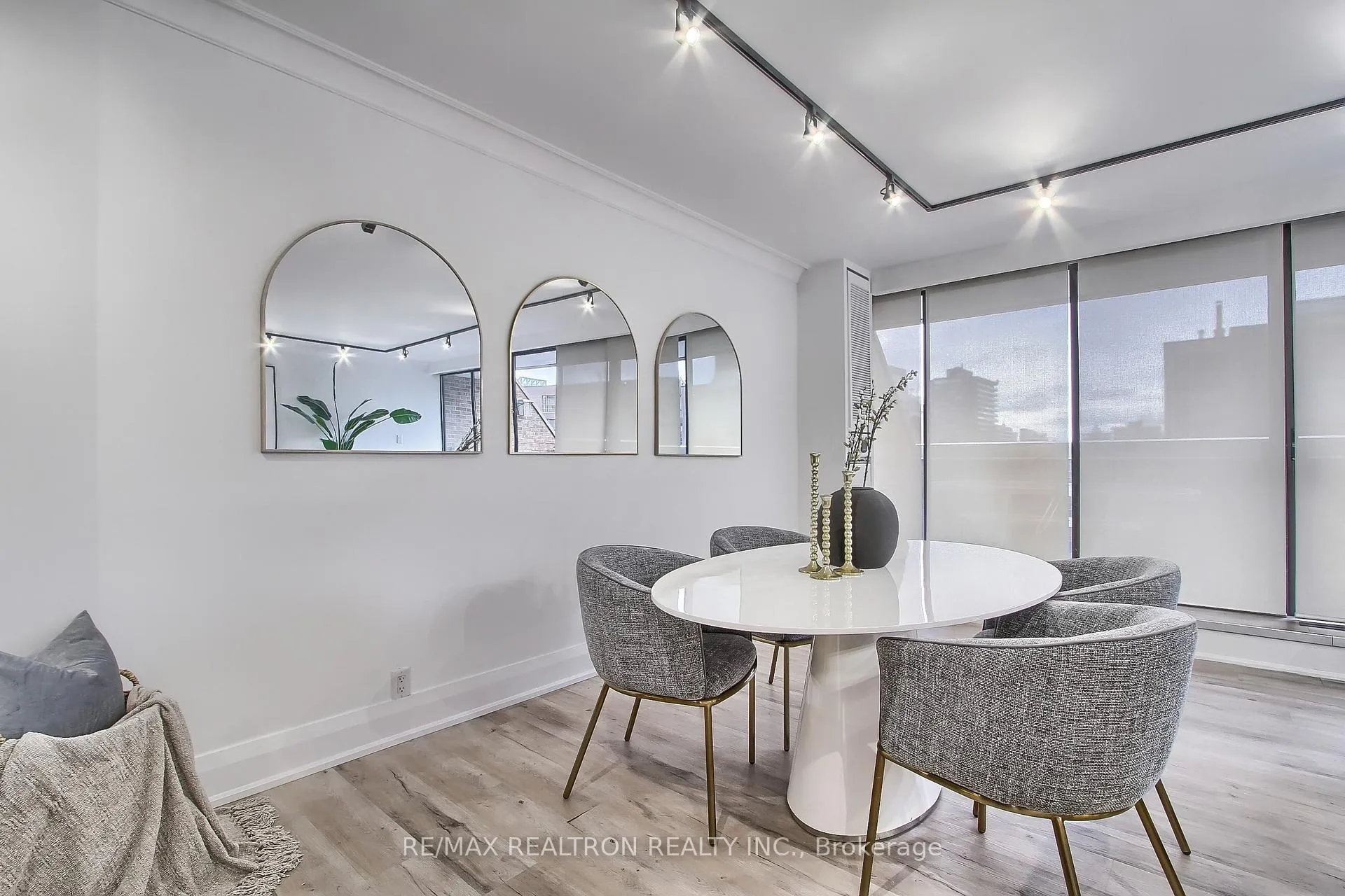 Photo 20 of Unit 406, 55A Avenue Road, Toronto, The Annex — HOMEH