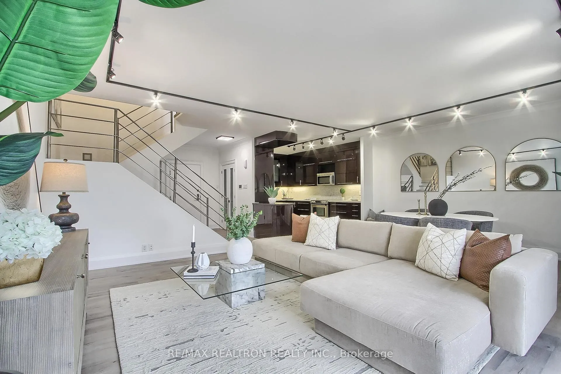 Photo 24 of Unit 406, 55A Avenue Road, Toronto, The Annex — HOMEH