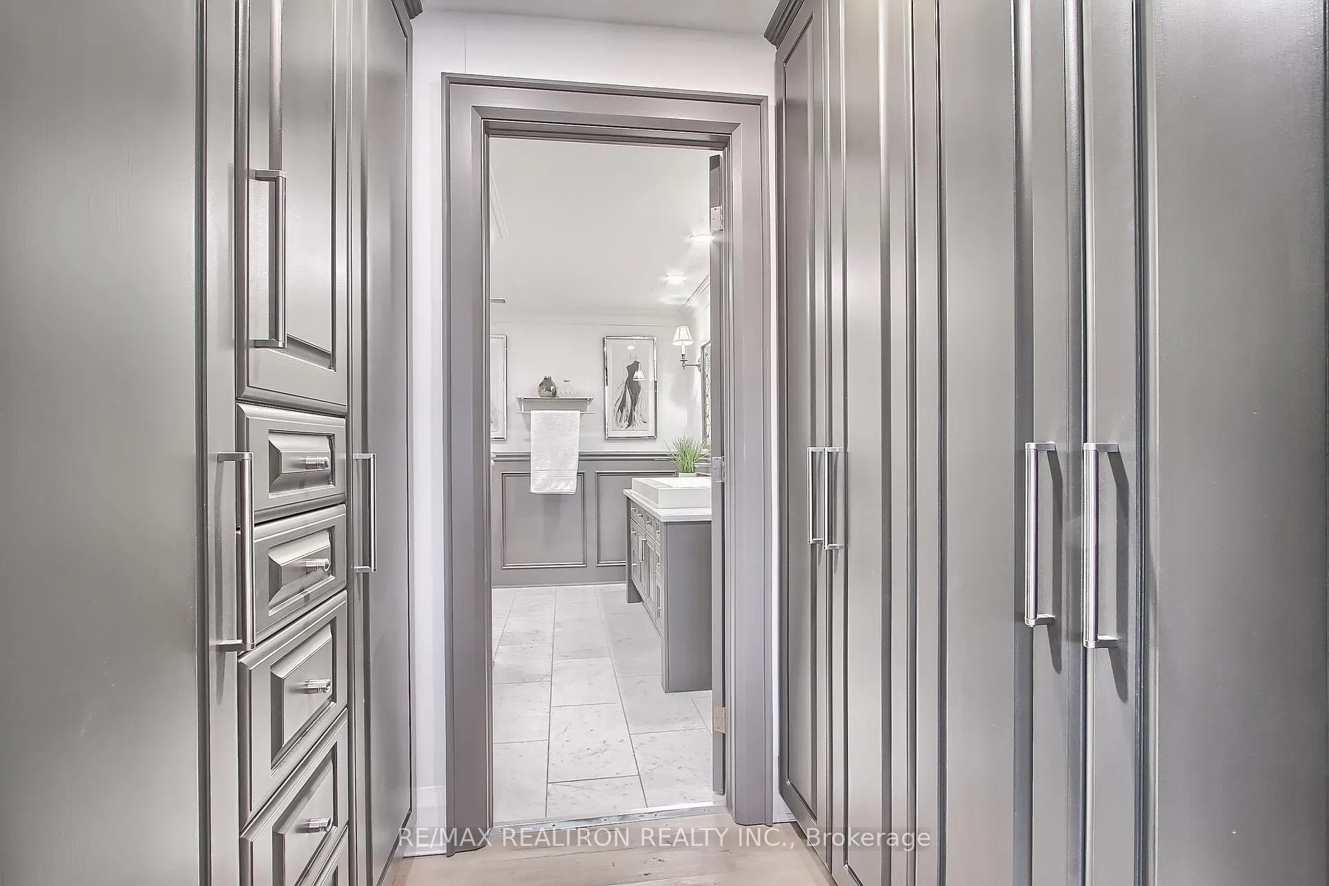 Photo 35 of Unit 406, 55A Avenue Road, Toronto, The Annex — HOMEH