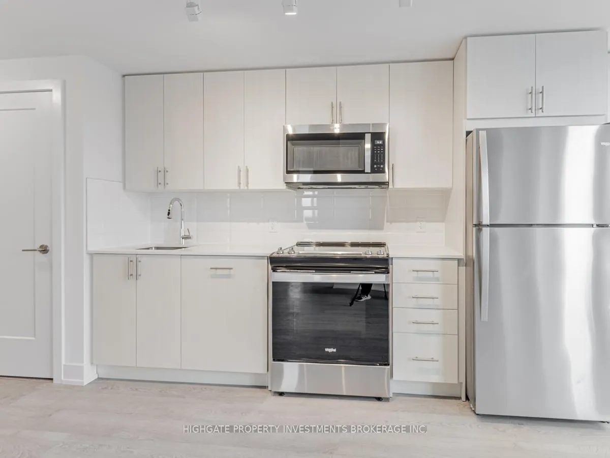 Photo 6 of Unit 2107, 2550 Simcoe Street N, Oshawa, Windfields — HOMEH