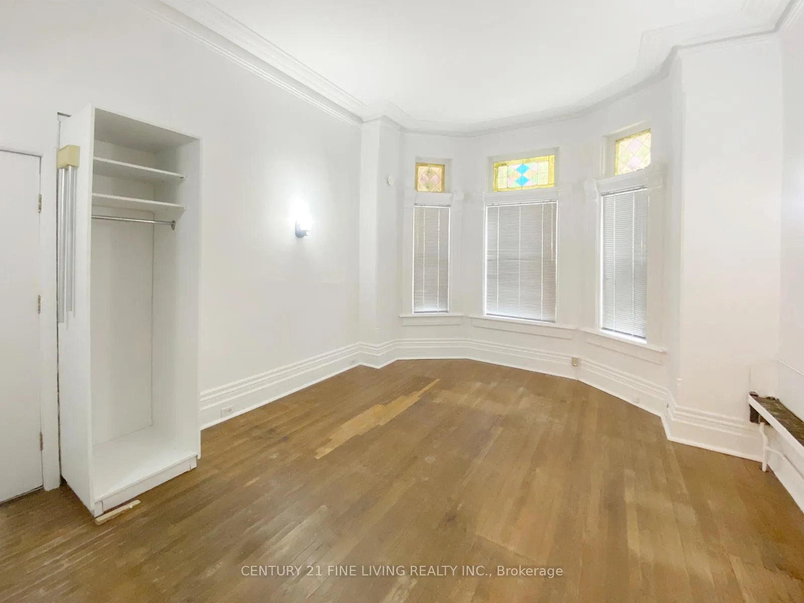 Photo 8 of 24 Webster Avenue, Toronto, The Annex — HOMEH