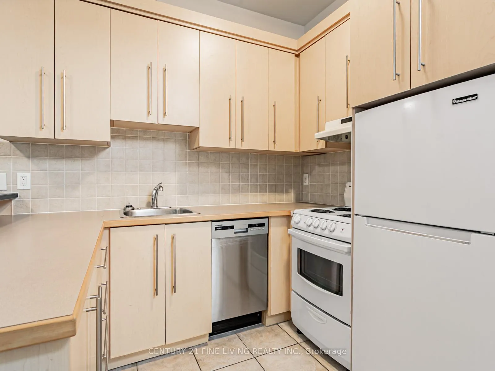 Photo 27 of 24 Webster Avenue, Toronto, The Annex — HOMEH