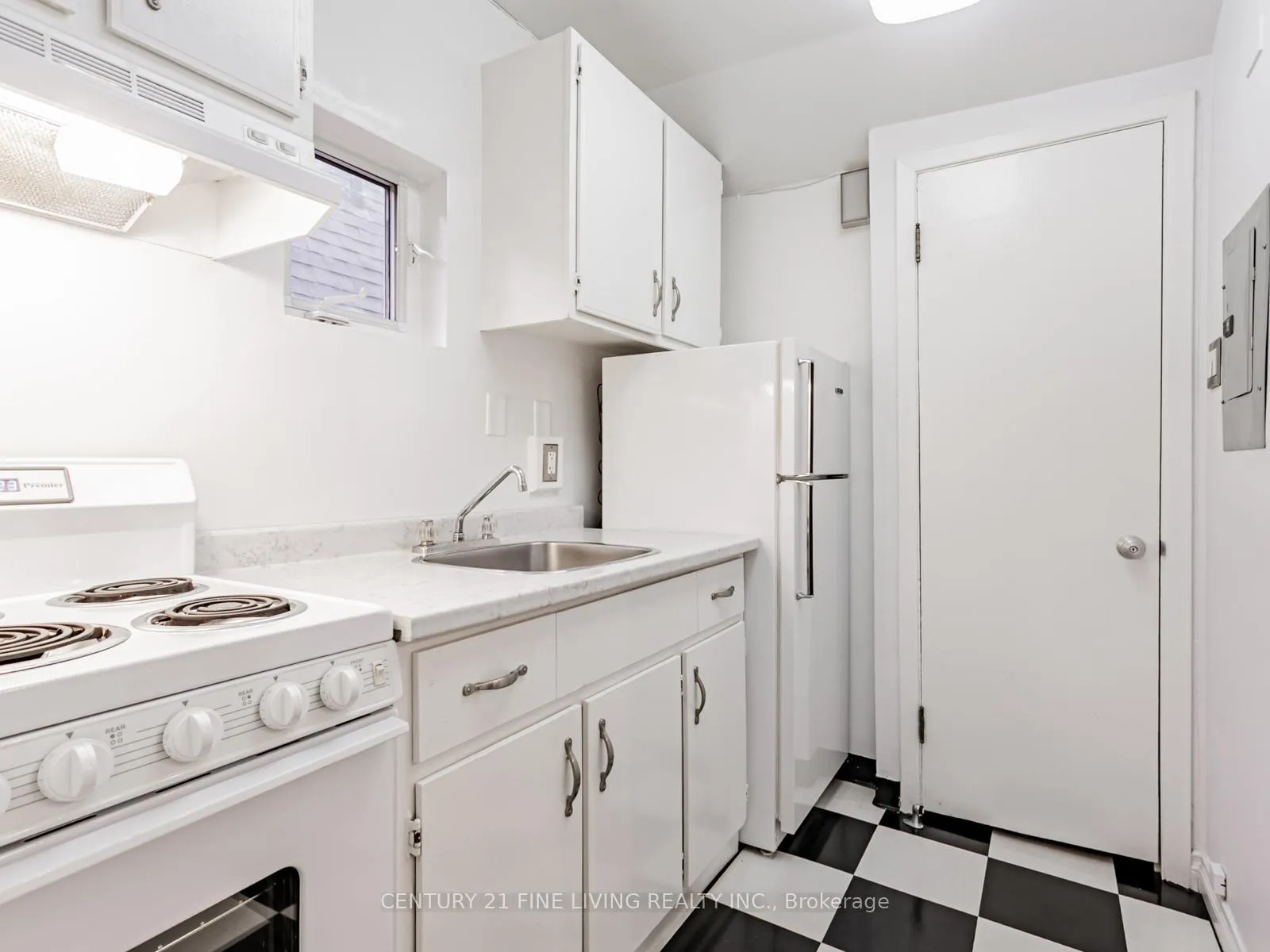 Photo 41 of 24 Webster Avenue, Toronto, The Annex — HOMEH