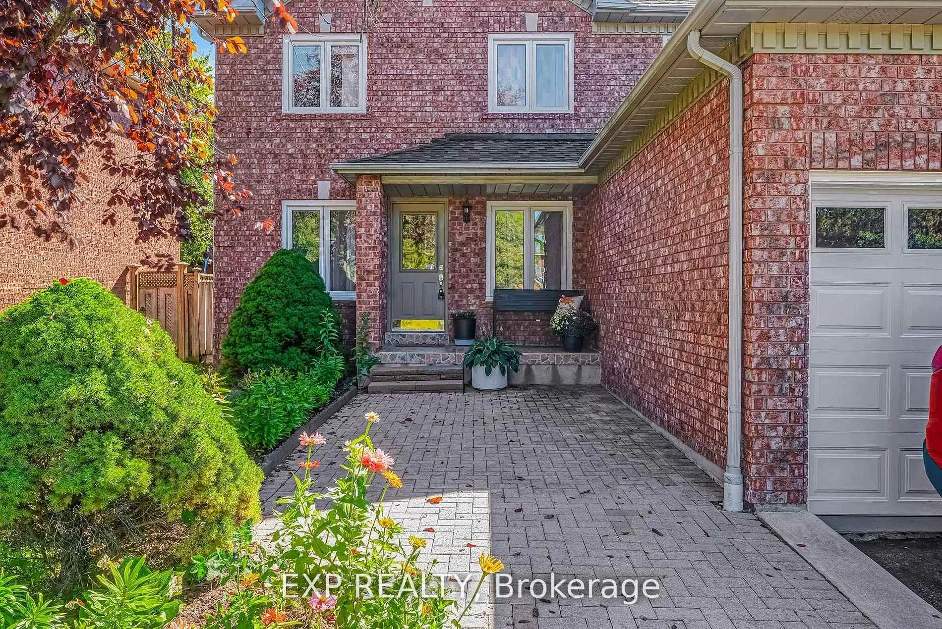 Photo 3 of 148 Taylorwood Avenue, Caledon, Bolton North — HOMEH