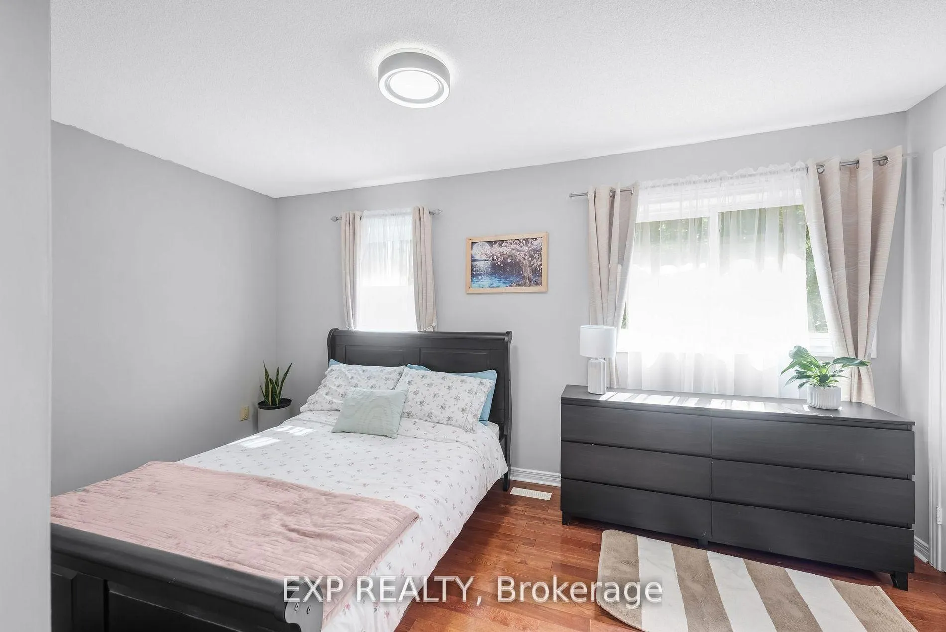 Photo 18 of 148 Taylorwood Avenue, Caledon, Bolton North — HOMEH