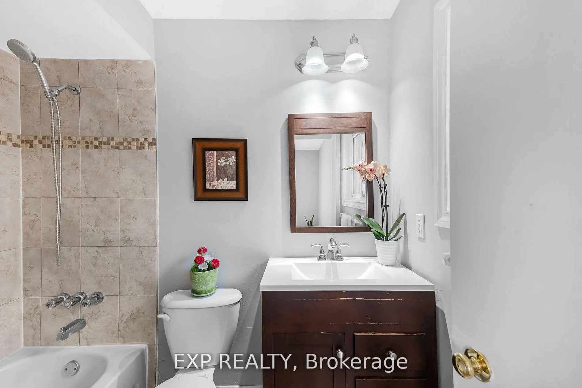 Photo 19 of 148 Taylorwood Avenue, Caledon, Bolton North — HOMEH