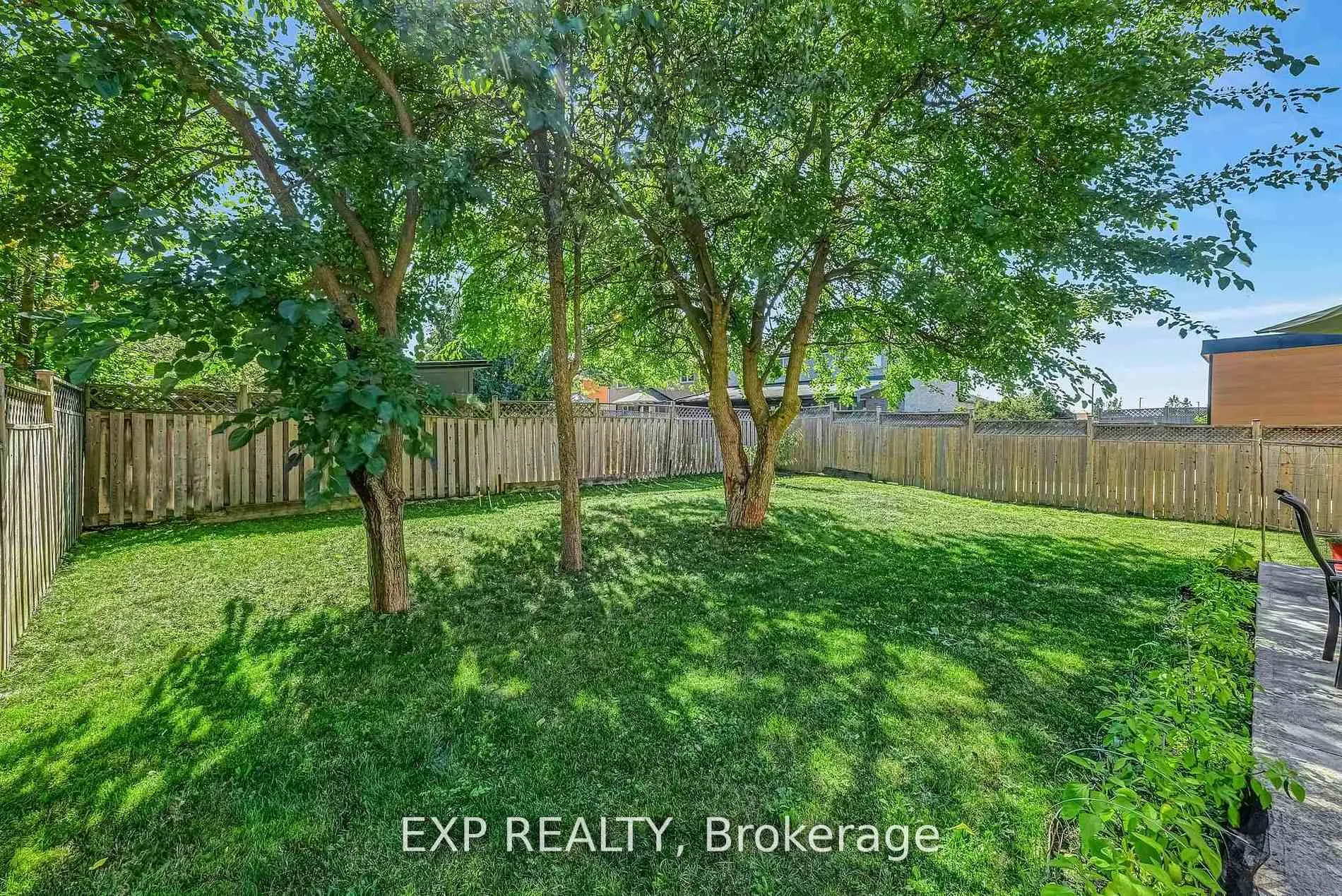 Photo 34 of 148 Taylorwood Avenue, Caledon, Bolton North — HOMEH