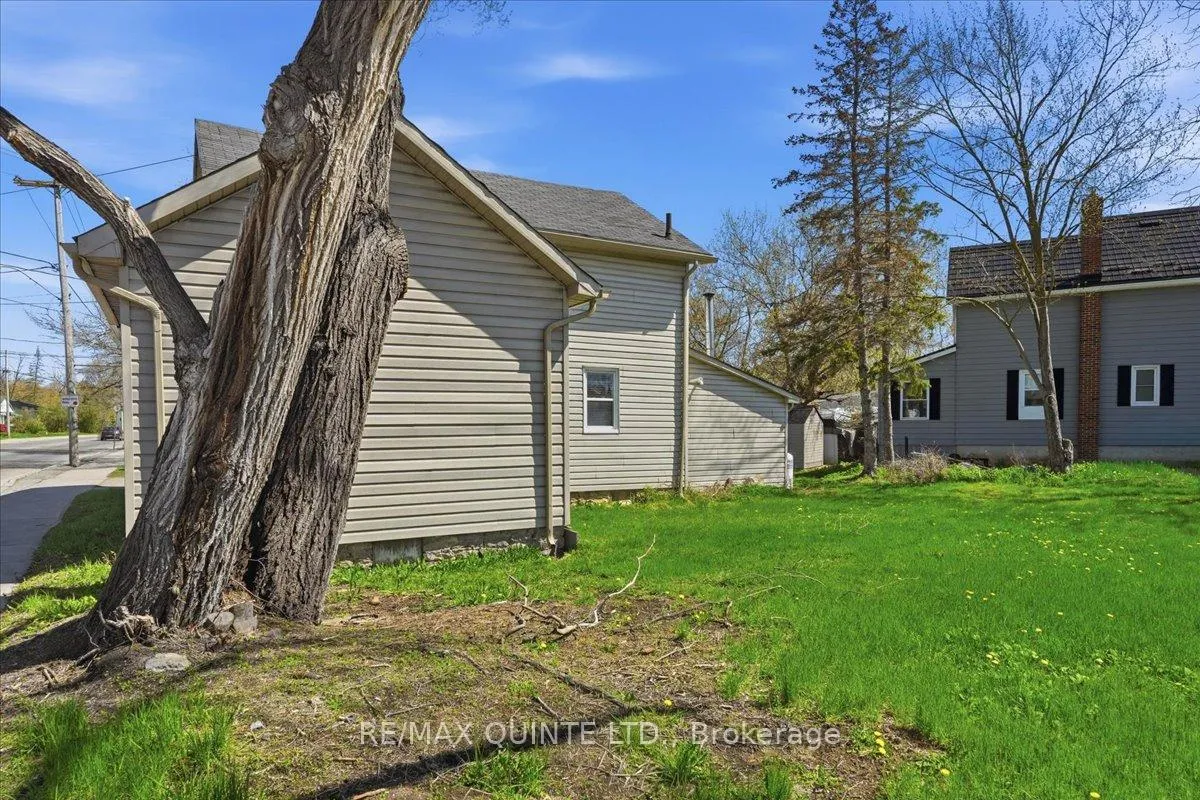 Photo 36 of 171 Station Street, Belleville, Belleville Ward — HOMEH
