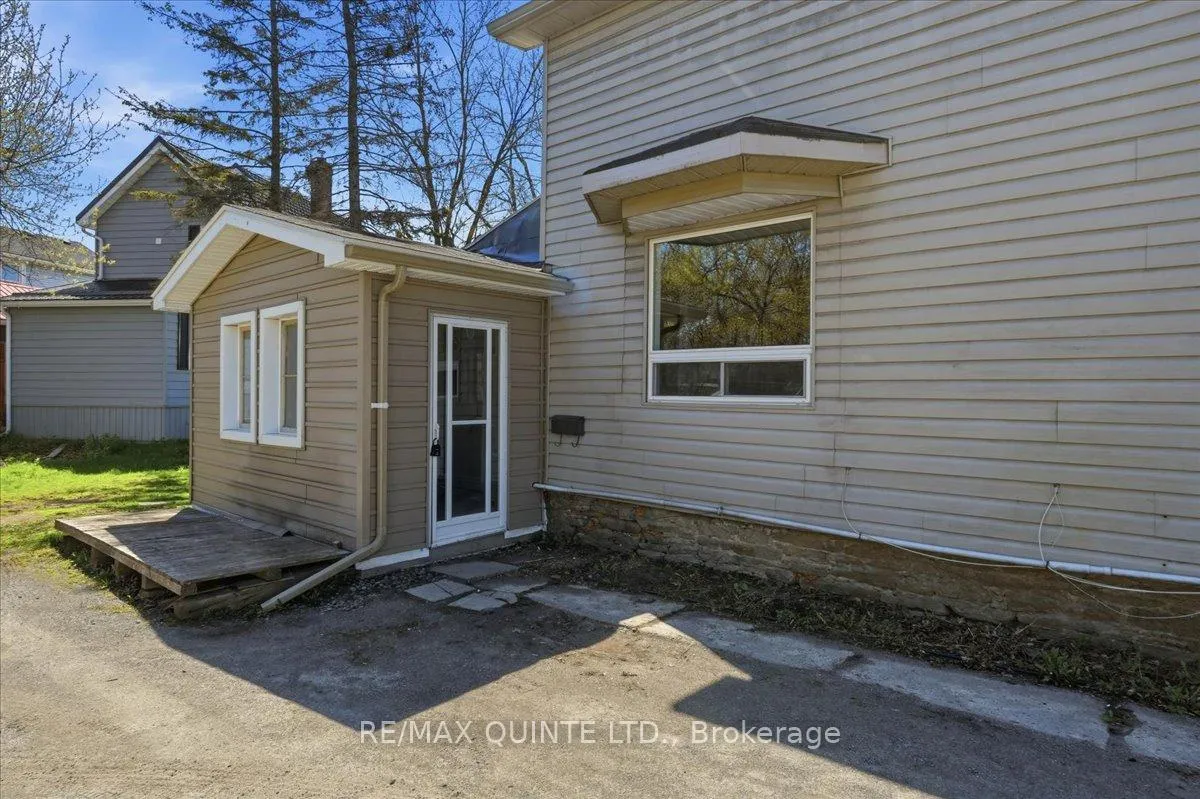 Photo 38 of 171 Station Street, Belleville, Belleville Ward — HOMEH