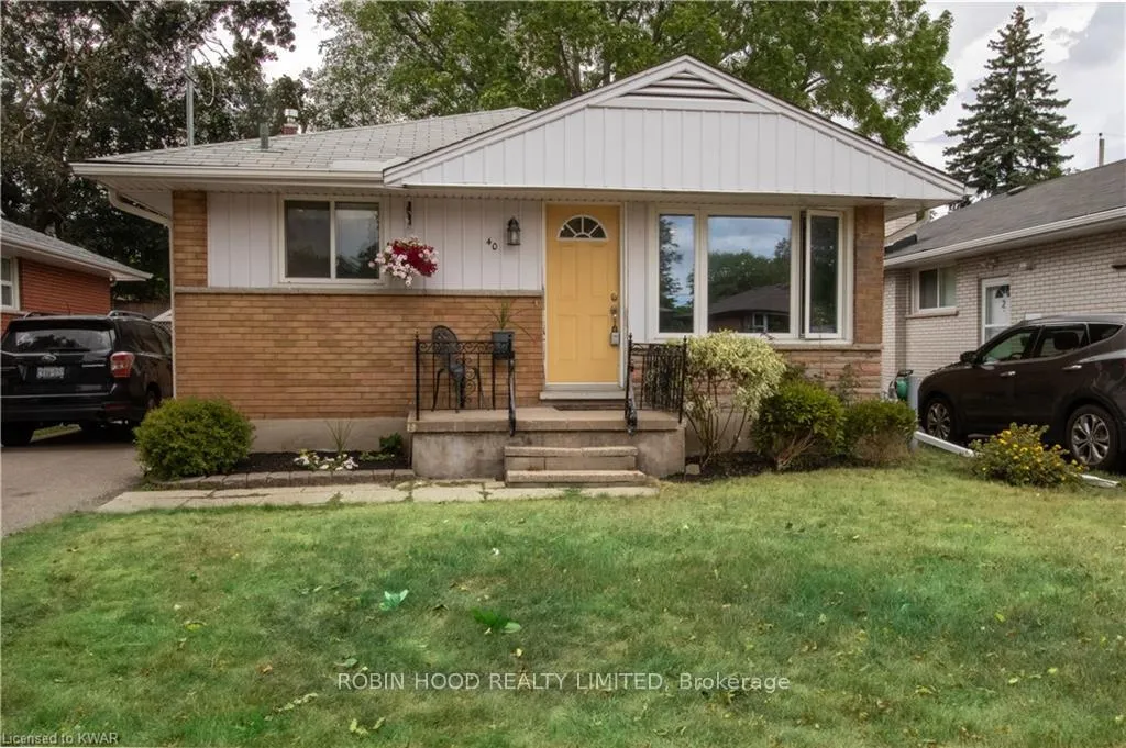 Photo 1 of Unit Unit 1, 40 Winslow Drive, Windsor, Remington Park — HOMEH