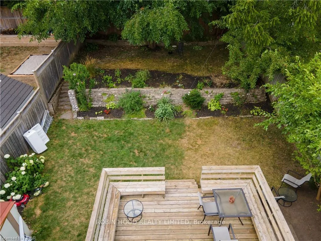Photo 13 of Unit Unit 1, 40 Winslow Drive, Windsor, Remington Park — HOMEH