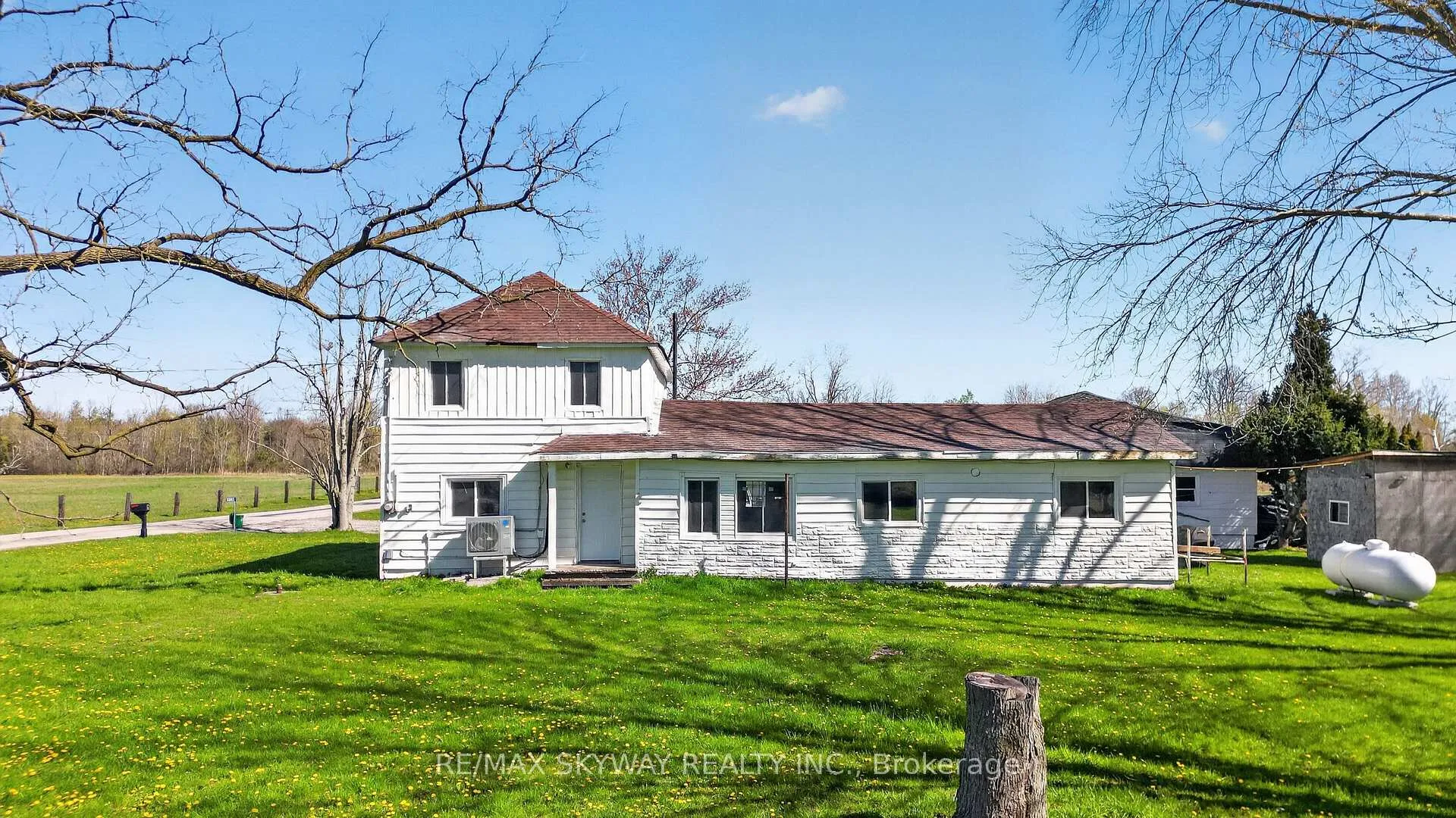 Photo 5 of 53263 Winger Road E, Wainfleet, Marshville/Winger — HOMEH