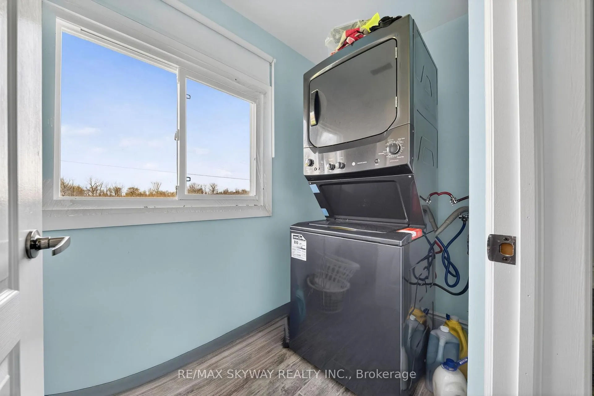Photo 10 of 53263 Winger Road E, Wainfleet, Marshville/Winger — HOMEH