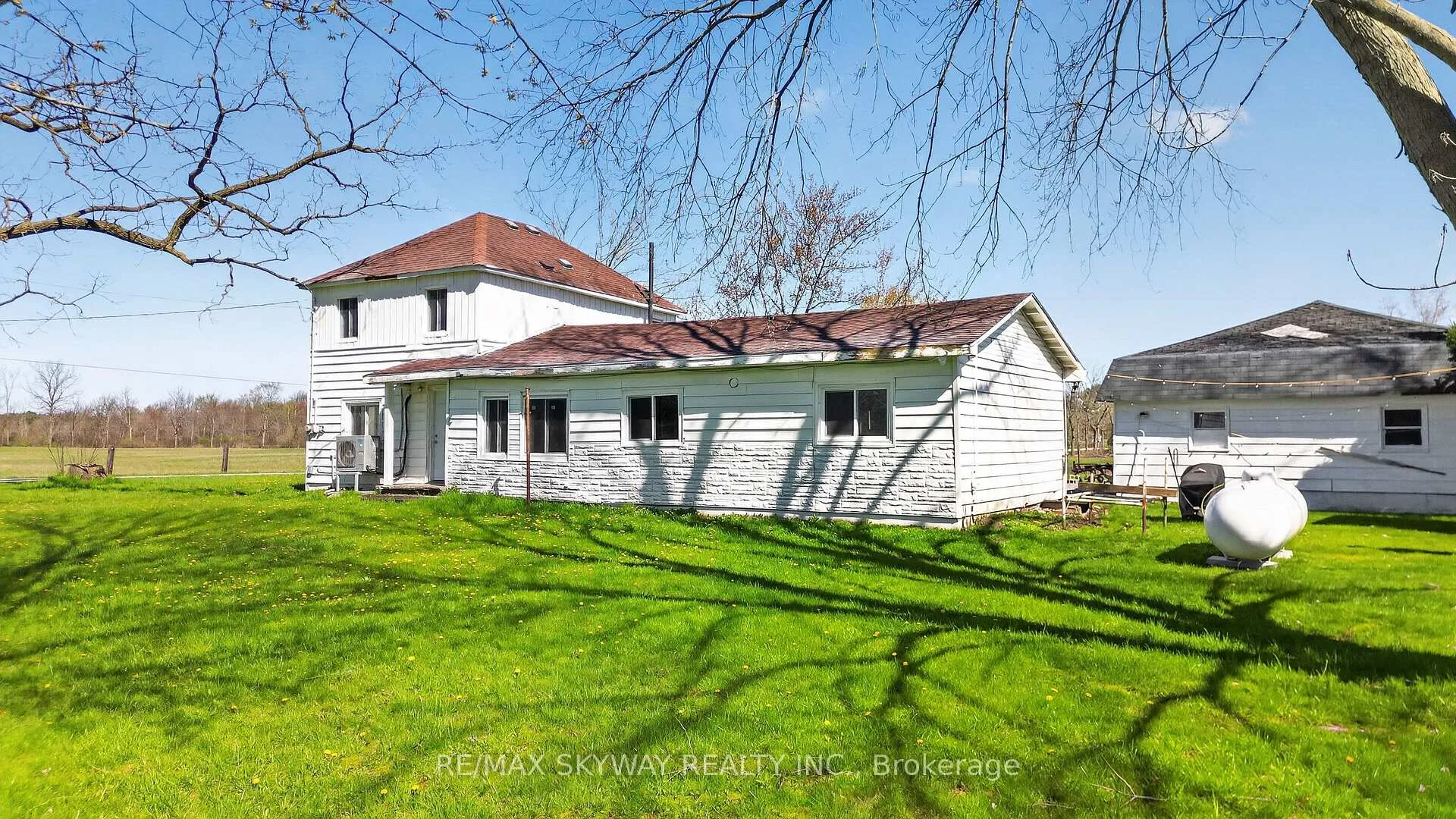 Photo 12 of 53263 Winger Road E, Wainfleet, Marshville/Winger — HOMEH