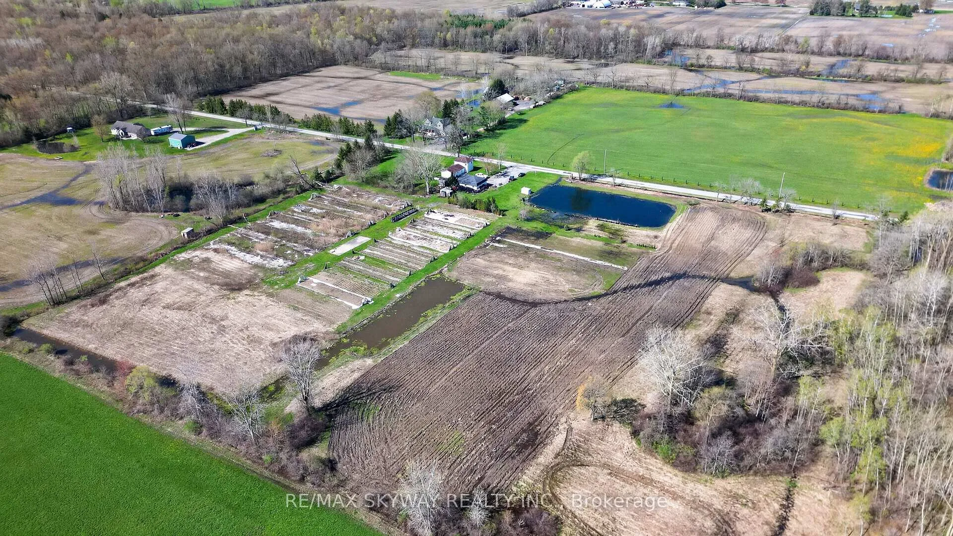 Photo 36 of 53263 Winger Road E, Wainfleet, Marshville/Winger — HOMEH