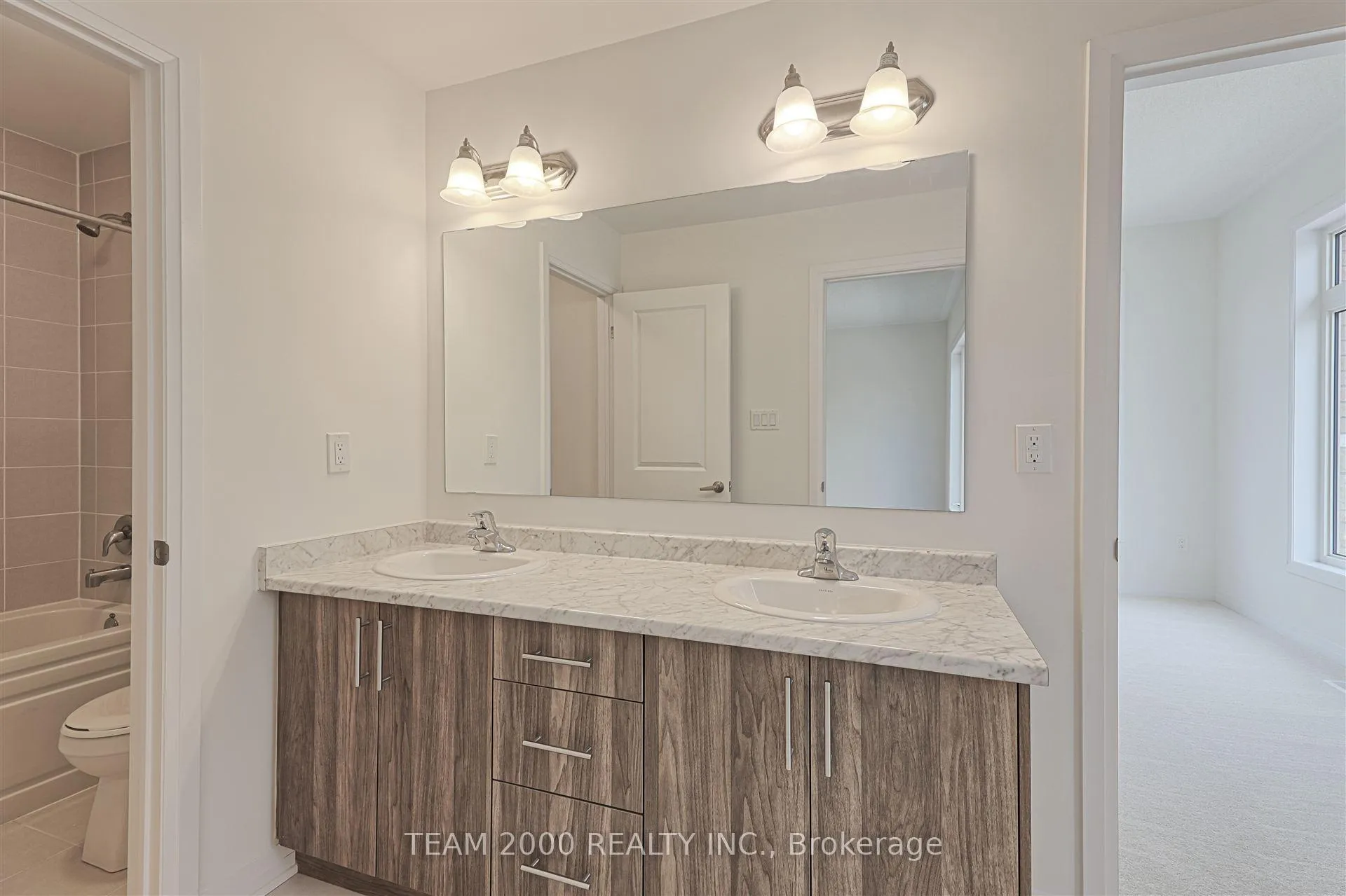 Photo 16 of 4 Blain Drive, Hamilton, Binbrook — HOMEH