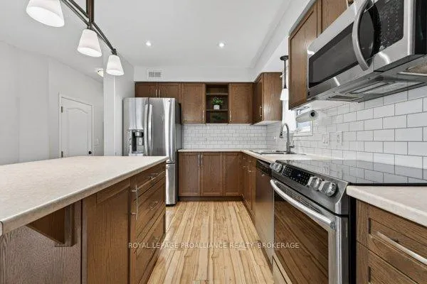 Photo 18 of 1271 Atkinson Street, Kingston, City Northwest — HOMEH