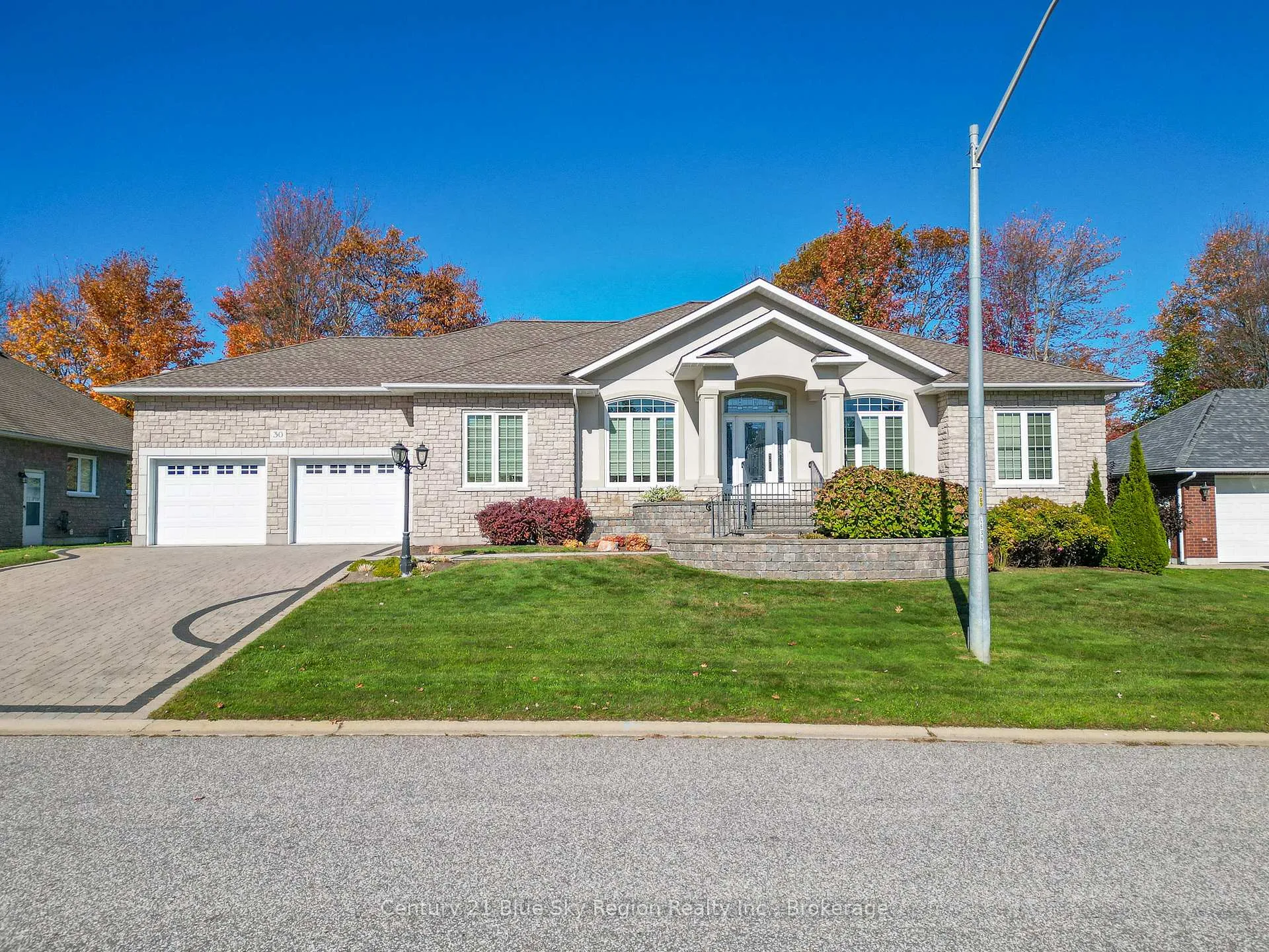 Front of 30 Vermont Crescent