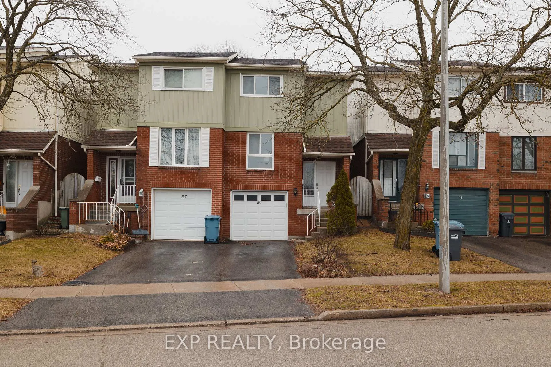 Photo 2 of 55 Dovercliffe Road, Guelph, Dovercliffe Park/Old University — HOMEH