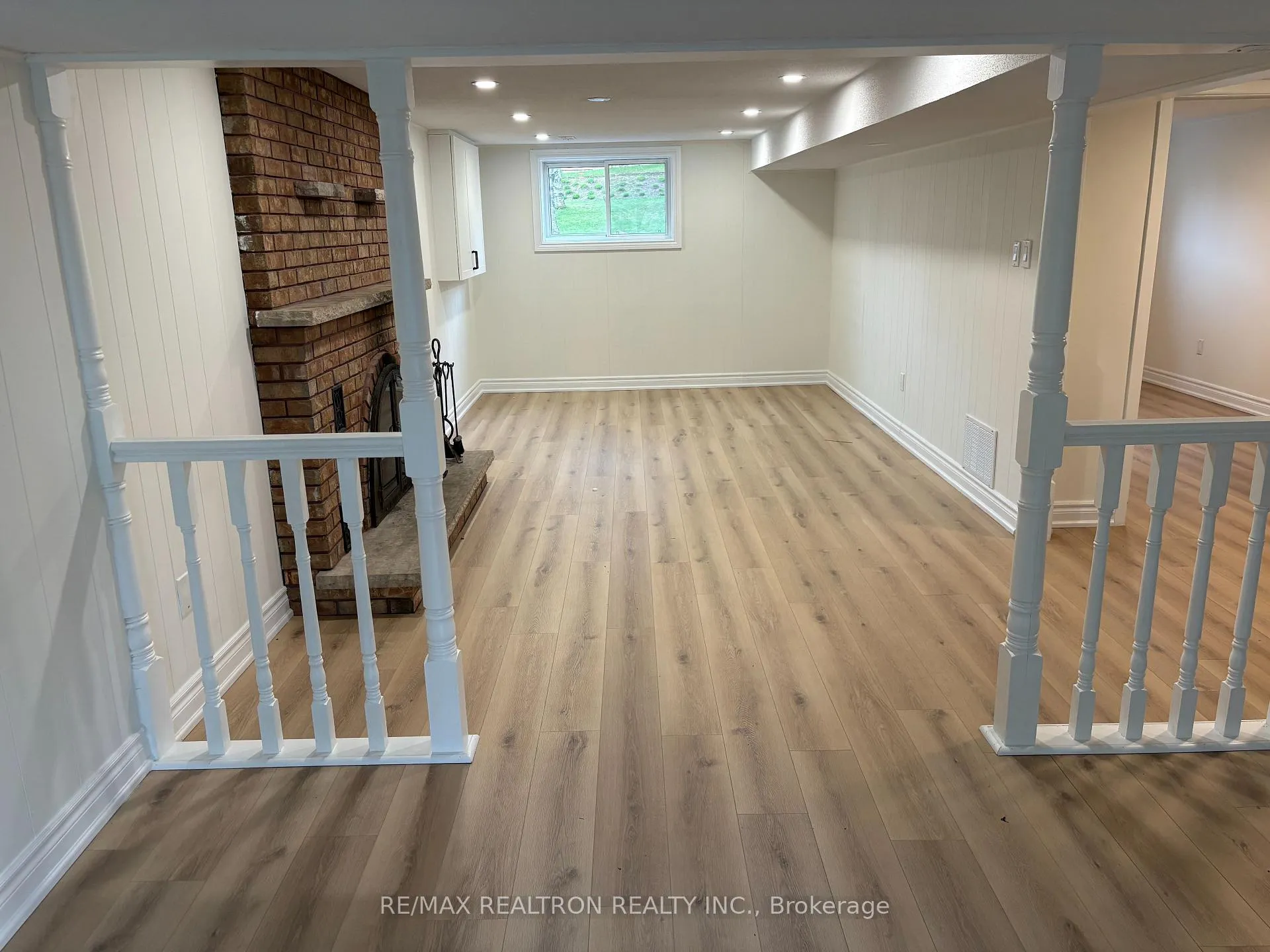 Photo 11 of 164 Norman Drive, King, King City — HOMEH