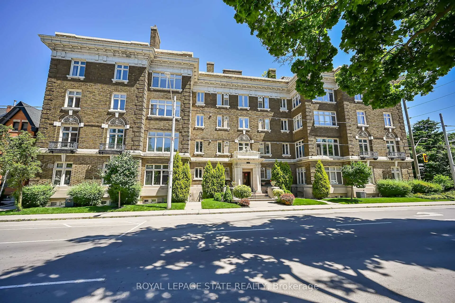 Photo 1 of Unit 41, 86 Herkimer Street, Hamilton, Durand — HOMEH
