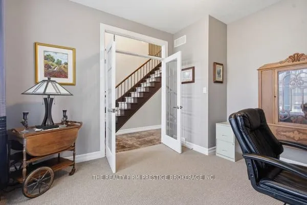 Photo 7 of 38 Veale Crescent, Strathroy-Caradoc, SW — HOMEH