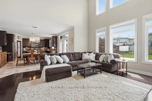 Photo 11 of 38 Veale Crescent, Strathroy-Caradoc, SW — HOMEH