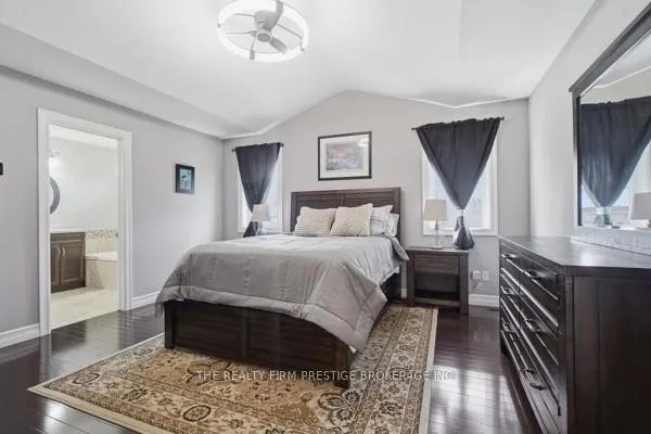Photo 24 of 38 Veale Crescent, Strathroy-Caradoc, SW — HOMEH