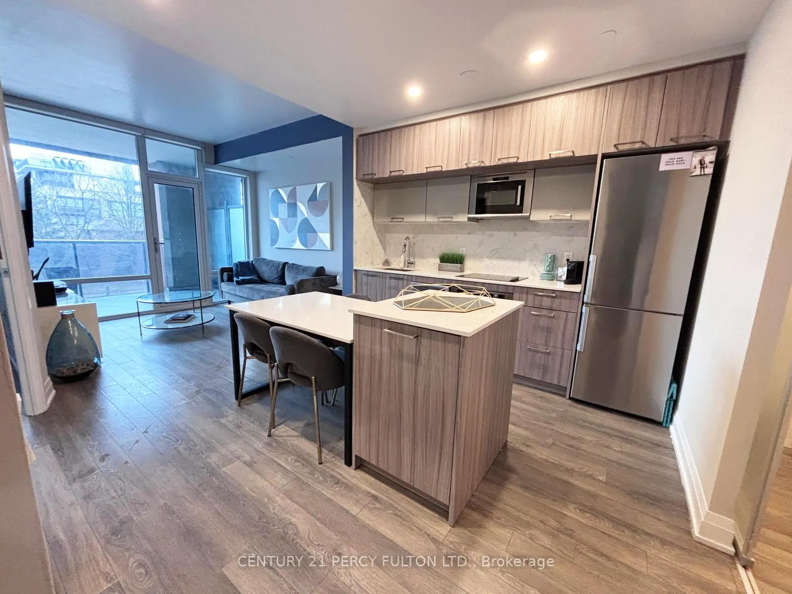 Photo 4 of Unit 215, 4800 Highway 7, Vaughan, East Woodbridge — HOMEH
