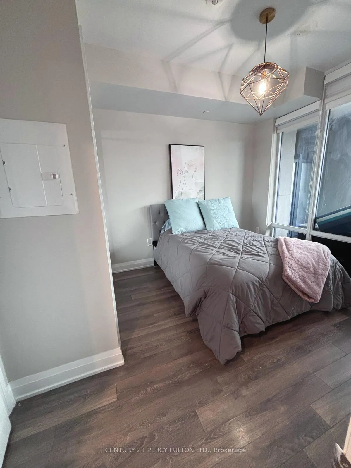 Photo 7 of Unit 215, 4800 Highway 7, Vaughan, East Woodbridge — HOMEH