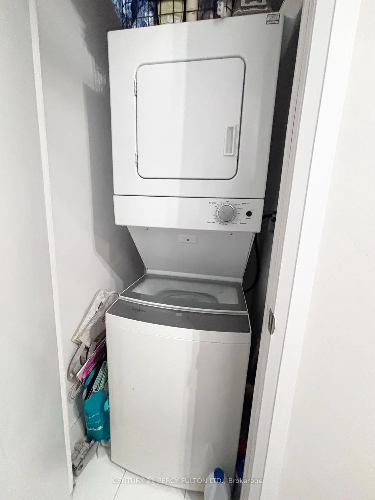 Photo 12 of Unit 215, 4800 Highway 7, Vaughan, East Woodbridge — HOMEH
