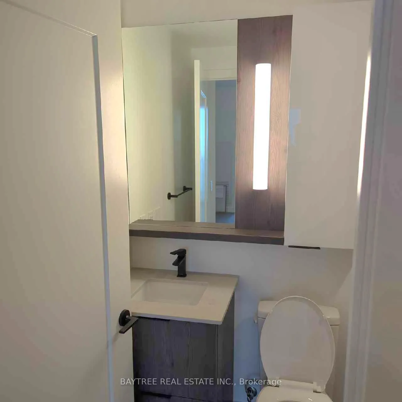 Photo 8 of Unit 2101, 5 Defries Street, Toronto, Regent Park — HOMEH