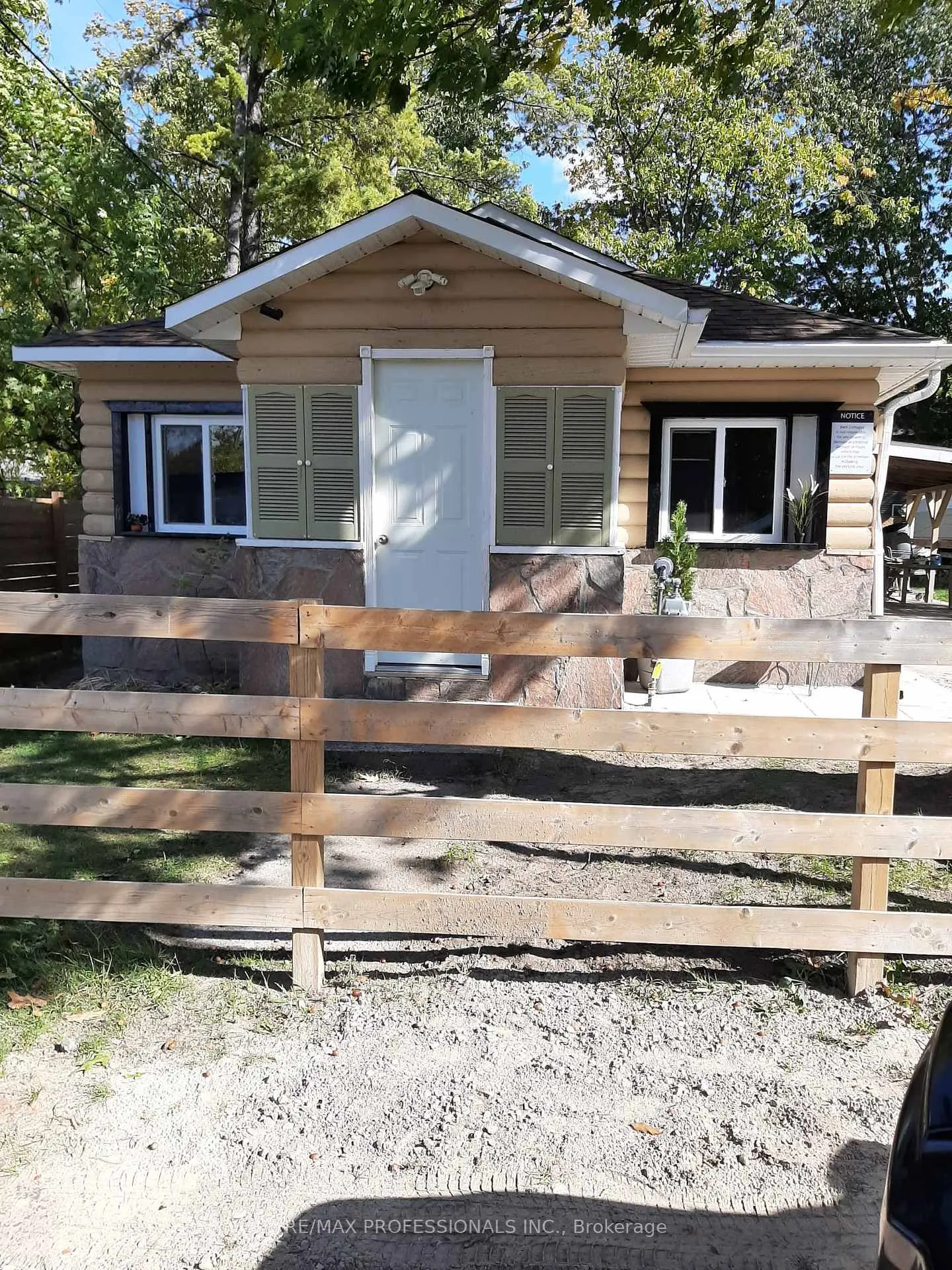 Photo 1 of 39 Beck Street, Wasaga Beach — HOMEH